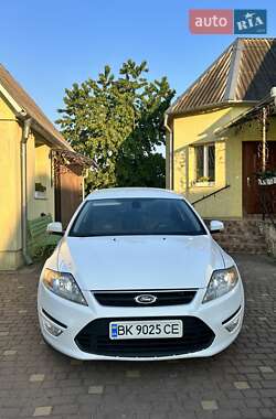 Ford Mondeo 2013 Ford Mondeo 2013