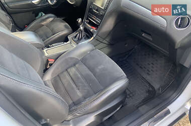 Седан Ford Mondeo 2013 в 