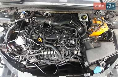Седан Ford Mondeo 2011 в 