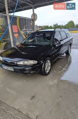 Универсал Ford Mondeo 1996 в 