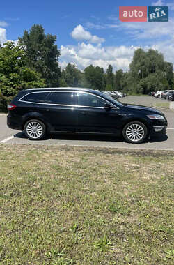 Универсал Ford Mondeo 2013 в 