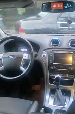 Универсал Ford Mondeo 2013 в 