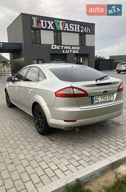 Лифтбек Ford Mondeo 2008 в 