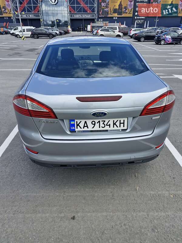 Седан Ford Mondeo 2007 в Киеве