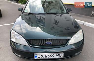 Седан Ford Mondeo 2003 в Петропавловской Борщаговке