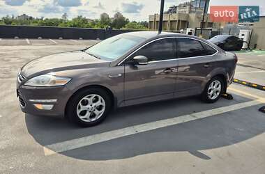 Седан Ford Mondeo 2011 в Киеве