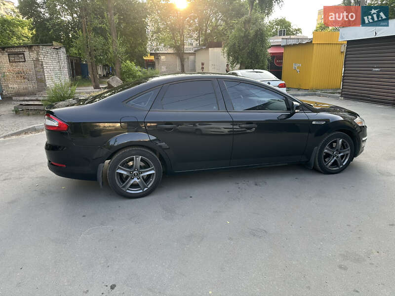 Ford Mondeo 2011
