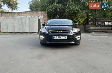 Седан Ford Mondeo 2011 в 