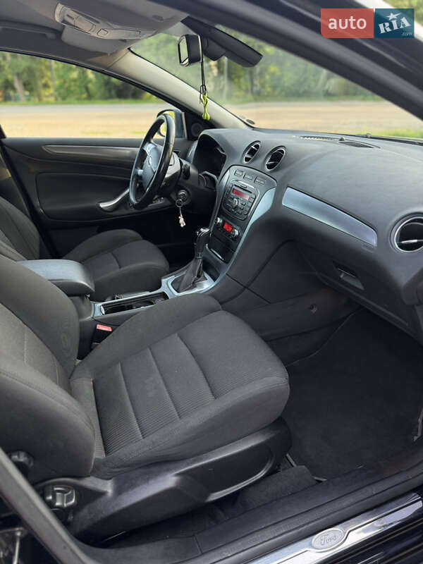 Универсал Ford Mondeo 2011 в Лубнах
