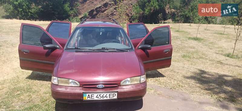 Универсал Ford Mondeo 1993 в Кривом Роге