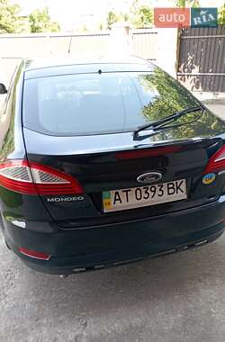 Лифтбек Ford Mondeo 2009 в 