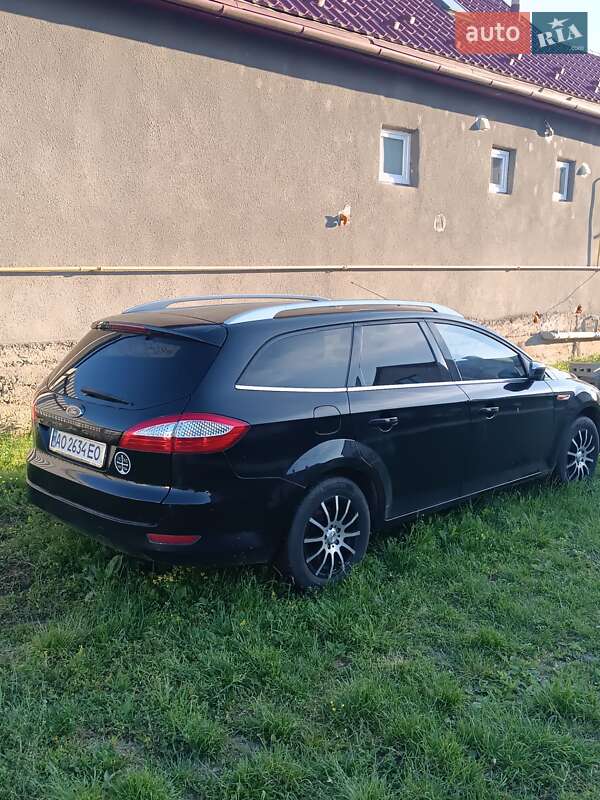 Универсал Ford Mondeo 2010 в Берегово