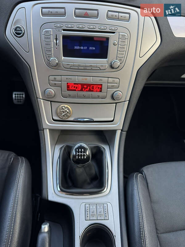 Універсал Ford Mondeo 2010 в Львові
