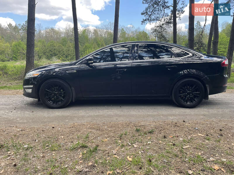 Седан Ford Mondeo 2011 в Белгороде-Днестровском