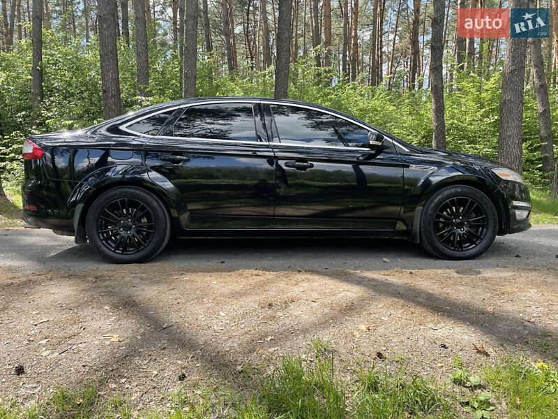 Седан Ford Mondeo 2011 в Белгороде-Днестровском