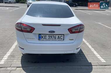 Седан Ford Mondeo 2012 в 
