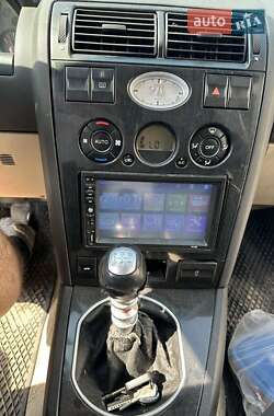 Седан Ford Mondeo 2001 в 