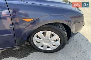 Седан Ford Mondeo 2001 в 