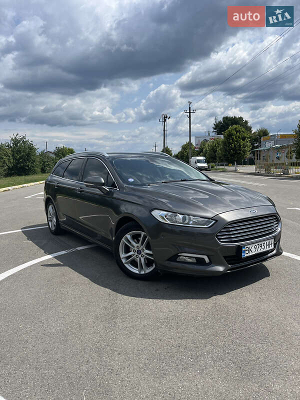 Универсал Ford Mondeo 2015 в Буче