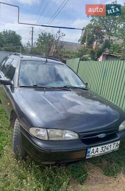 Универсал Ford Mondeo 1994 в 