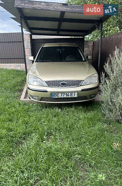 Лифтбек Ford Mondeo 2006 в 