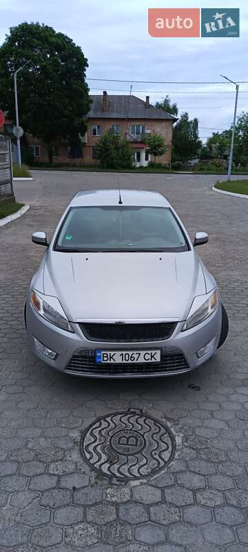 Лифтбек Ford Mondeo 2009 в Костополе