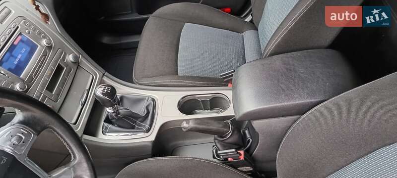 Лифтбек Ford Mondeo 2009 в Костополе