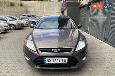 Седан Ford Mondeo 2011 в 