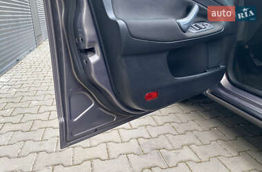 Седан Ford Mondeo 2011 в 