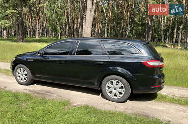 Универсал Ford Mondeo 2010 в 