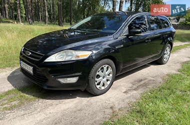 Універсал Ford Mondeo 2010 в Чернігові