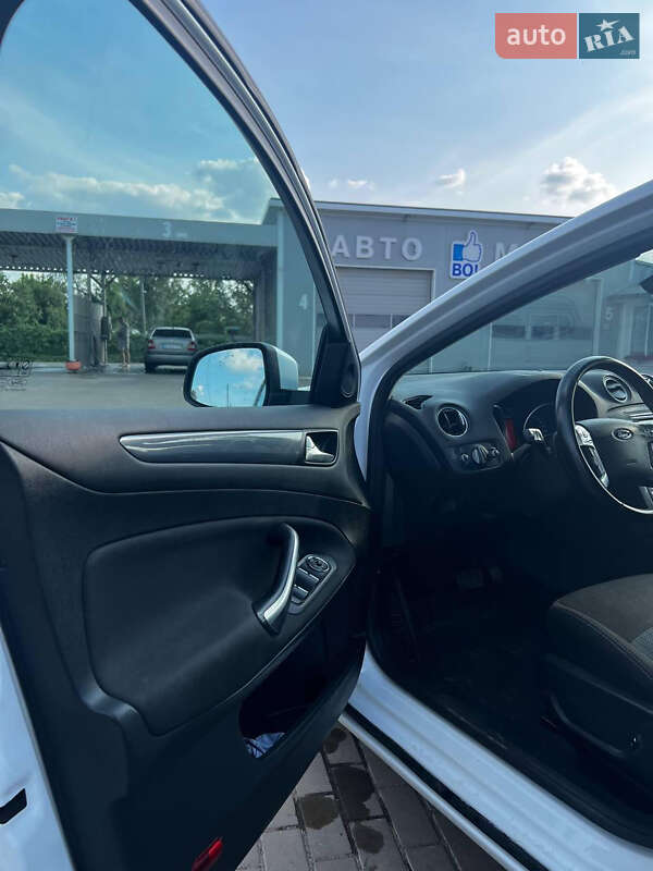 Универсал Ford Mondeo 2012 в Иваничах фото 11 Универсал Ford Mondeo 2012 в Иваничах