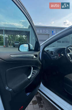 Универсал Ford Mondeo 2012 в 