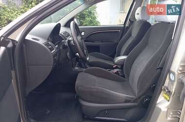 Универсал Ford Mondeo 2004 в 