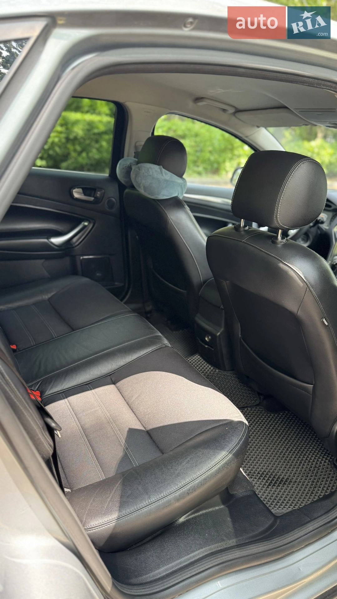2010 Ford Mondeo - мініатюра 10