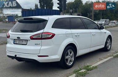 Универсал Ford Mondeo 2011 в 