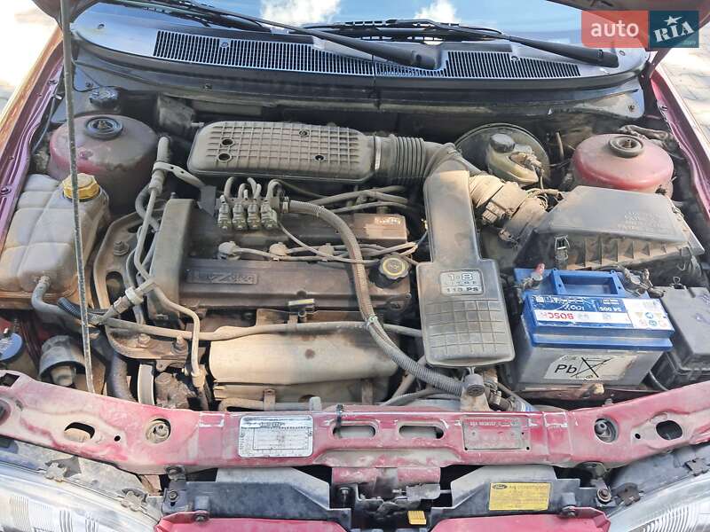 Лифтбек Ford Mondeo 1994 в Черновцах