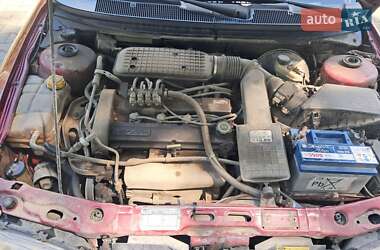 Лифтбек Ford Mondeo 1994 в 