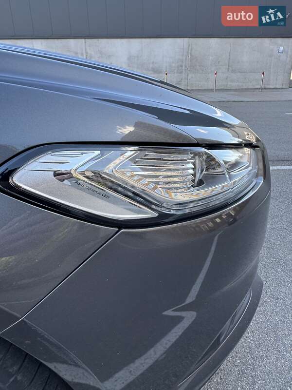 Седан Ford Mondeo 2016 в Вишневому