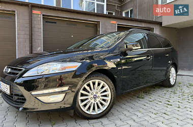 Універсал Ford Mondeo 2012 в Чернівцях