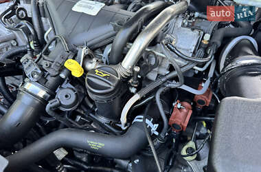 Лифтбек Ford Mondeo 2013 в 
