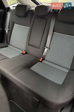 Лифтбек Ford Mondeo 2013 в 