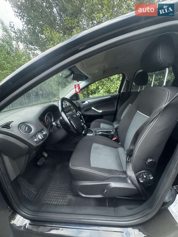 Универсал Ford Mondeo 2011 в Камне-Каширском
