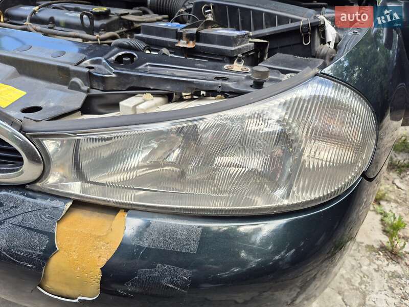 Лифтбек Ford Mondeo 1998 в Киеве
