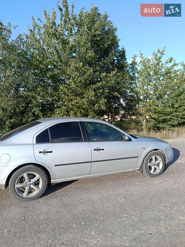Седан Ford Mondeo 2001 в Шаргороде