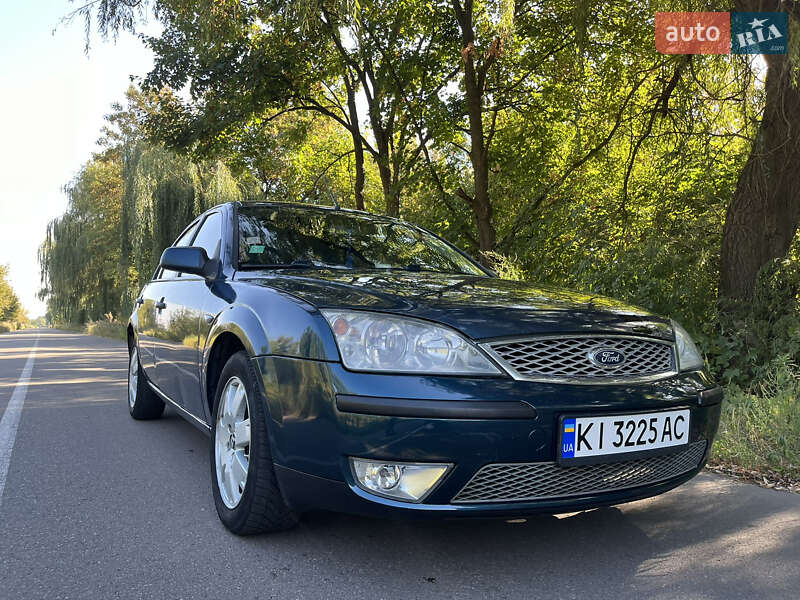 Седан Ford Mondeo 2005 в Киеве