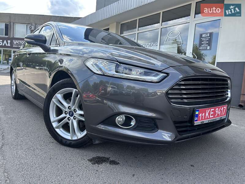 Седан Ford Mondeo 2016 в Луцке