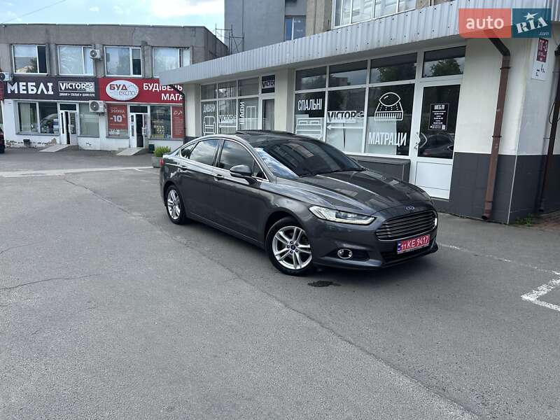 Седан Ford Mondeo 2016 в Луцке