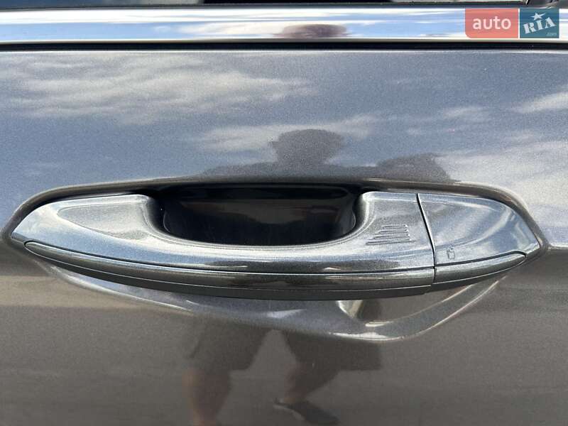 Седан Ford Mondeo 2016 в Луцке