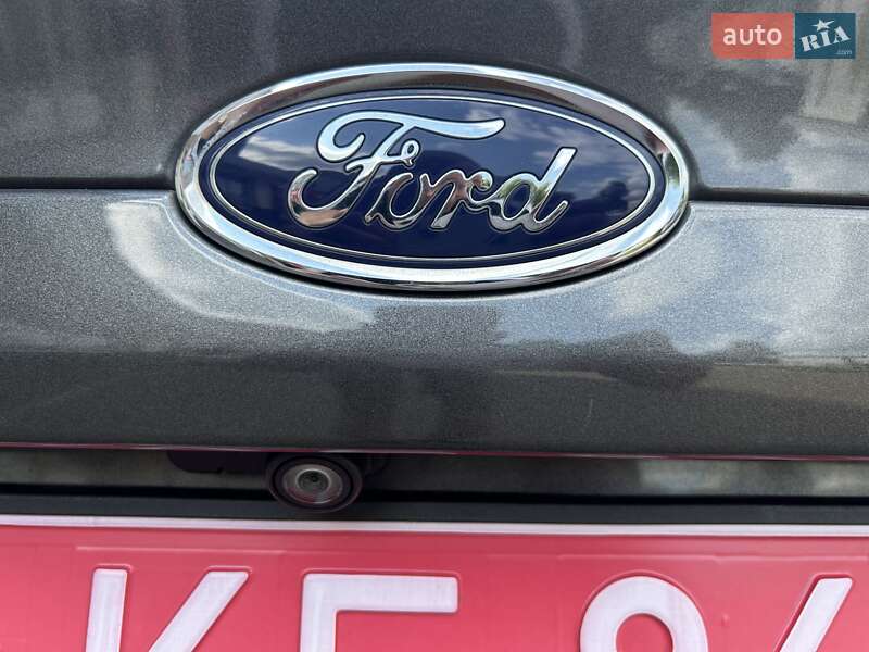 Седан Ford Mondeo 2016 в Луцке